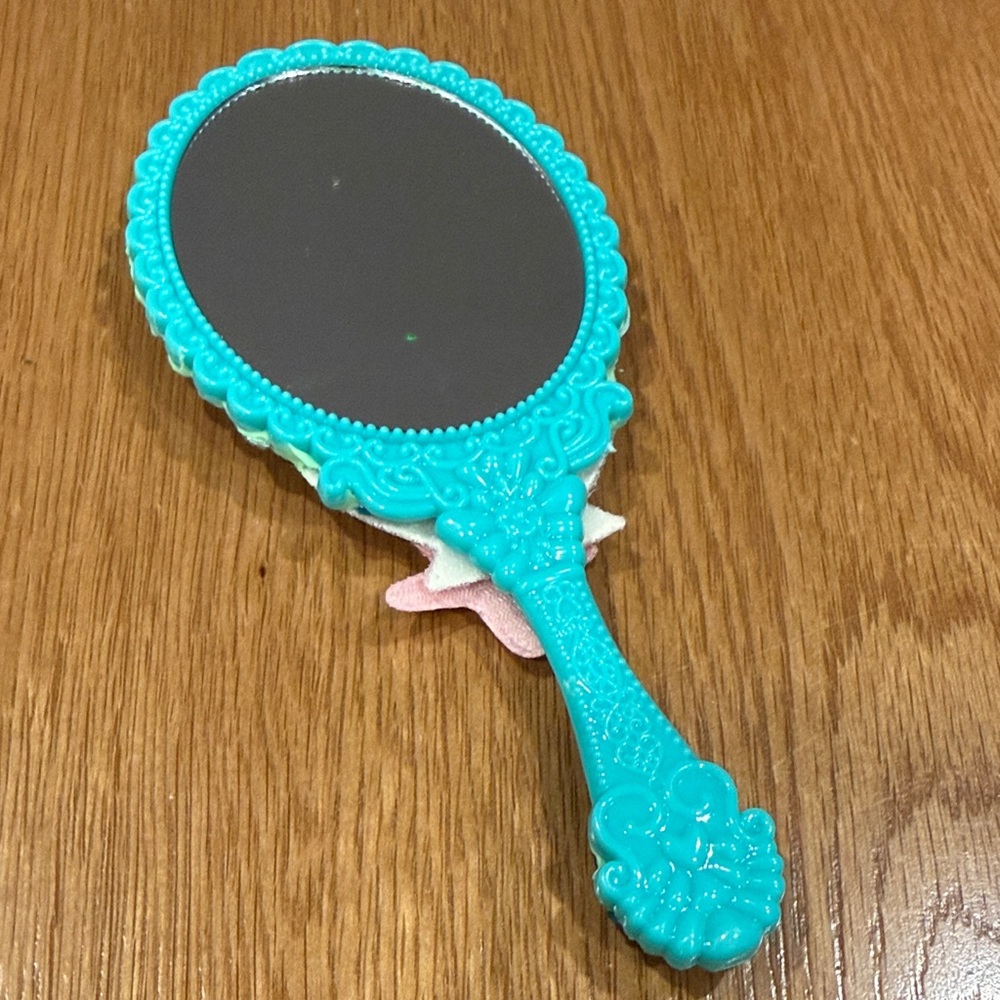 Little Mermaid 🧜♀️ Hand Mirror - Picture 4 of 4
